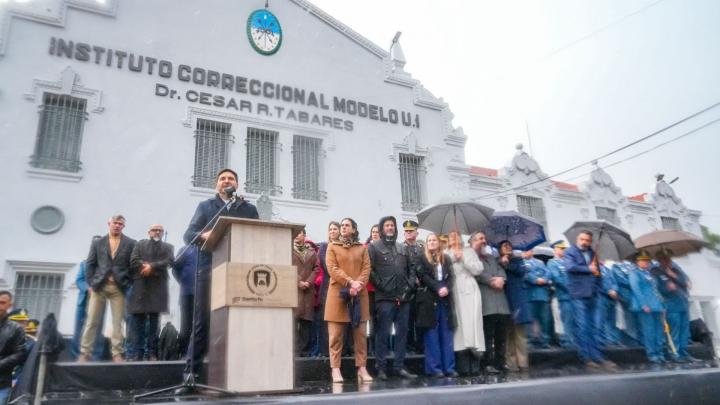 Pullaro destacó el compromiso de los agentes penitenciarios