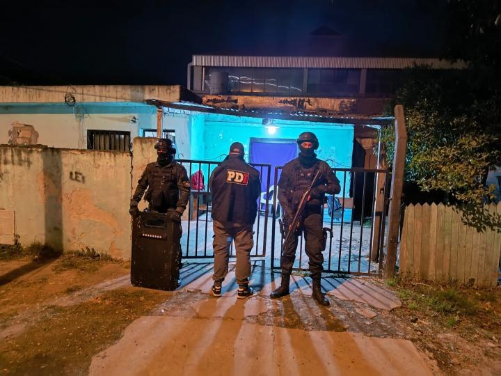 Allanamientos y detenidos por extorsión y amenazas