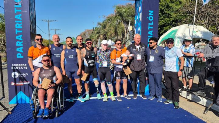 Jadar: Poletti se emocionó con la última carrera de triatlón 