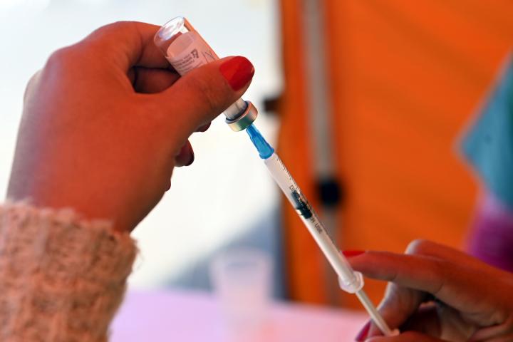 Continúa con la campaña de vacunación en la ciudad