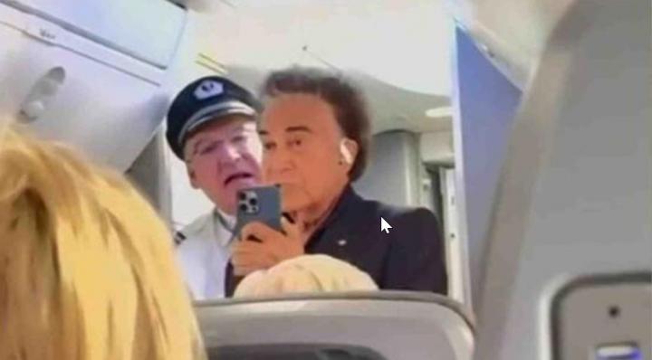 Escándalo a bordo: “El Puma” Rodríguez se tuvo que bajar del avión