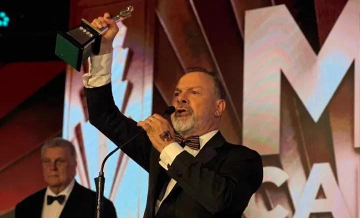 Gustavo Sylvestre se llevó el Martín Fierro de Oro de Cable 2025