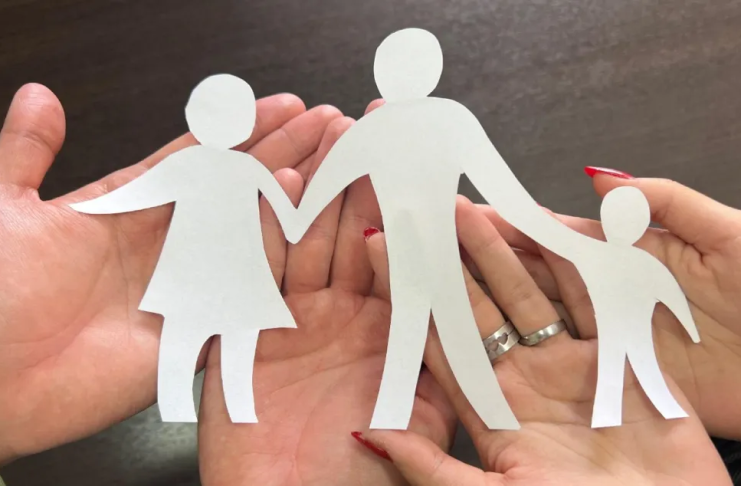 140 niños buscan ser adoptados en Santa Fe