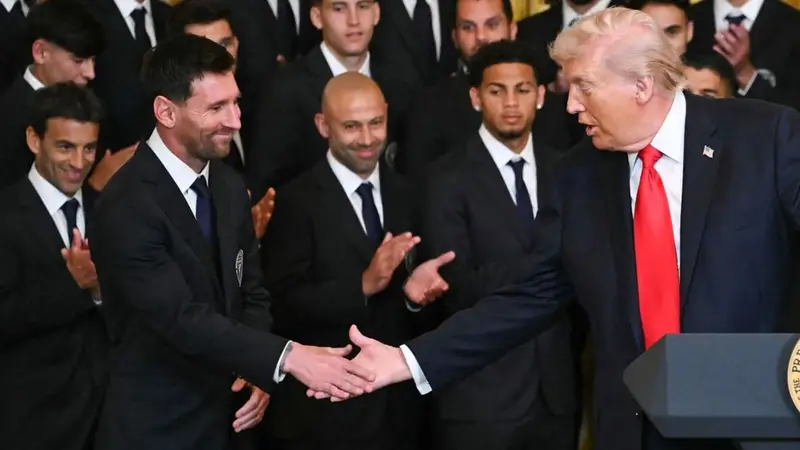 Donald Trump se sacó una foto con Lionel Messi 