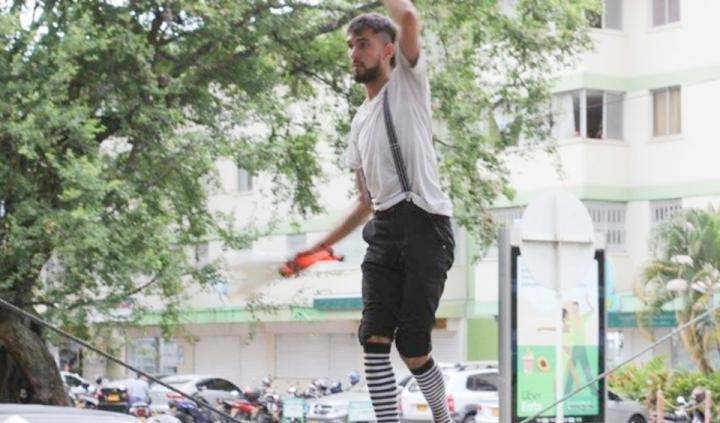 Asesinan en Brasil a un conocido malabarista rosarino