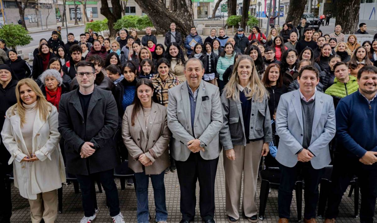 Capital Activa: entregan certificados de los cursos de capacitación