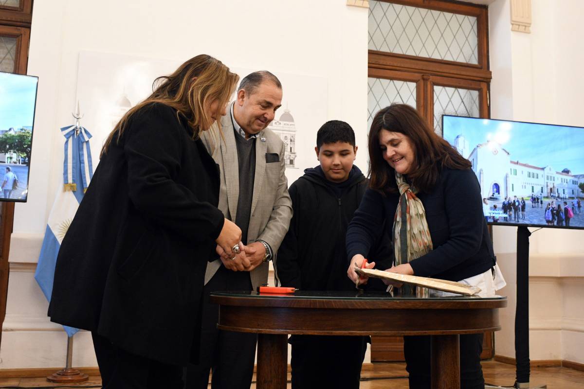 Destinan $ 3.000 millones para remodelar el histórico edificio del Normal