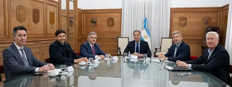 Pullaro se reunió con Santilli: la red vial de Santa Fe se coló en la reunión