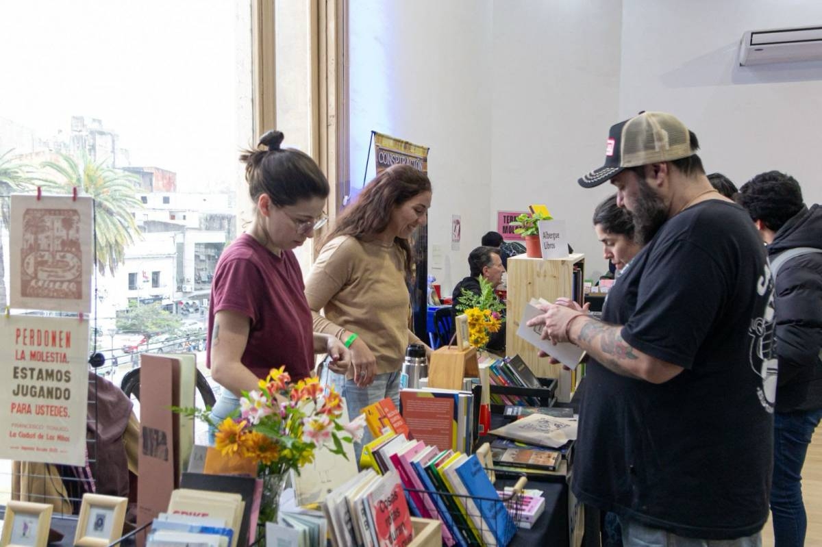 Nace FLUYA: la primera Feria del Libro Usado y Antiguo de Santa Fe