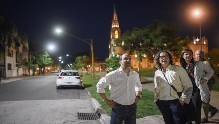 Más iluminación LED para mayor seguridad urbana y vial