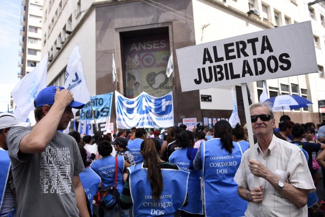 Jubilados necesitaron más de $ 21 mil por mes para vivir