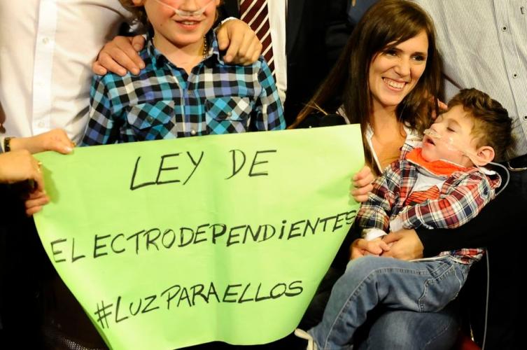 Los electrodependientes no pagarán la luz en Santa Fe