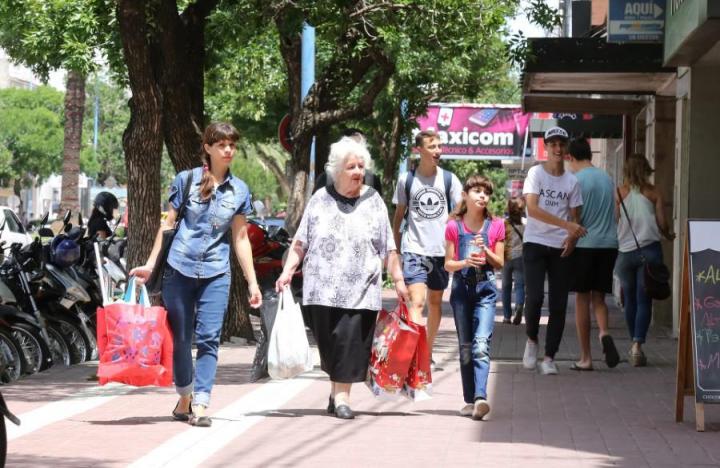 Rafaela: más del 50 % de los comercios vendió menos