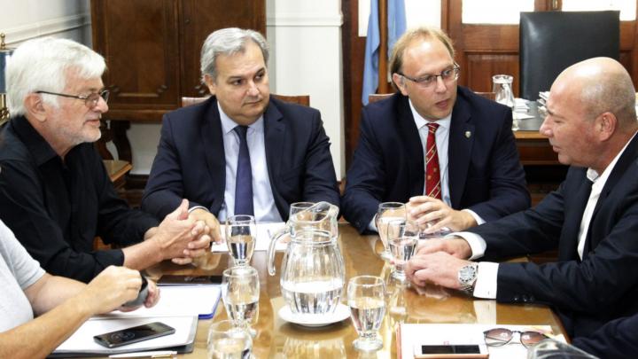 Santa Fe: garantías de preservar el poder adquisitivo del salario 