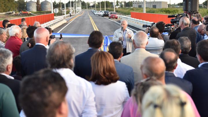 Puentes que unen: San Lorenzo y Puerto San Martín cada vez más cerca