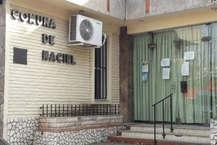 La provincia intervino la comuna de Maciel