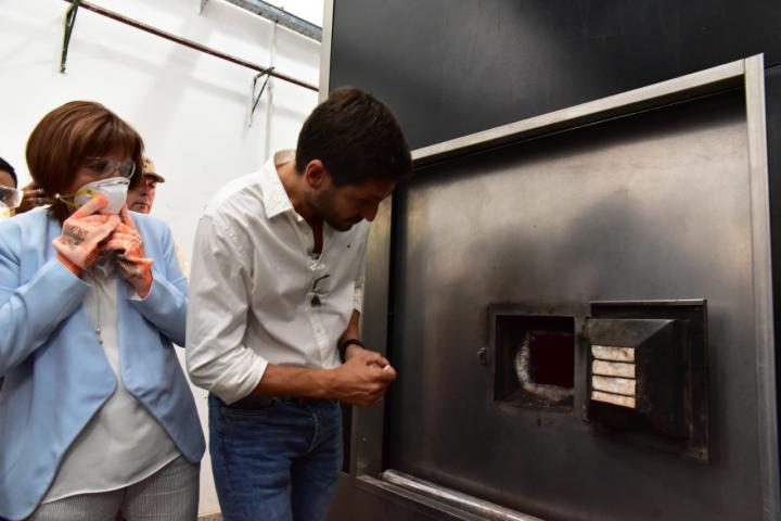 Pullaro junto a Patricia Bullrich.