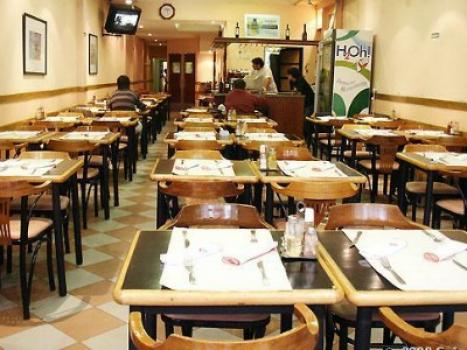 Gastronómicos y hoteleros de Santa Fe, con rentabilidad cero