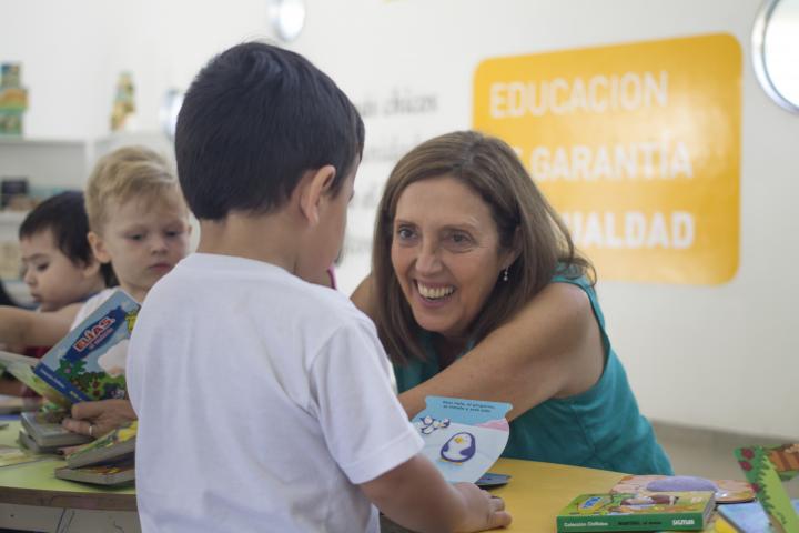 Los Jardines Municipales recibieron libros para sus bibliotecas