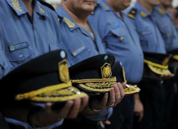 Aumento para policías y agentes penitenciarios de Santa Fe