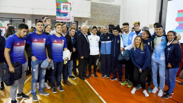 Nueva escuela secundaria de Santa Fe, inédita en Argentina
