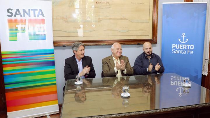 Lifschitz destacó la “potencialidad del Puerto de Santa Fe” 