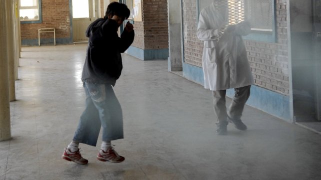 Detienen a vicedirector de escuela por una denuncia de acoso sexual