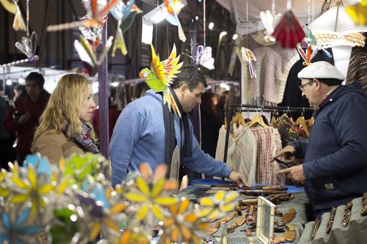 Artesanos de todo el país están en Santa Fe
