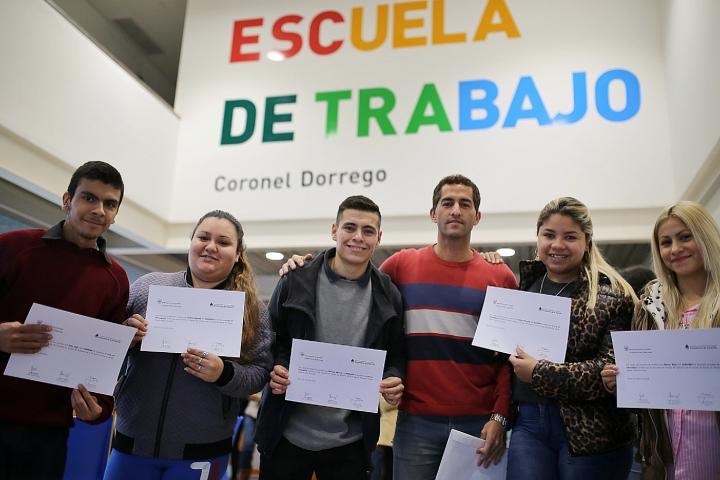 Escuelas de Trabajo: 6225 jóvenes se capacitaron en oficios