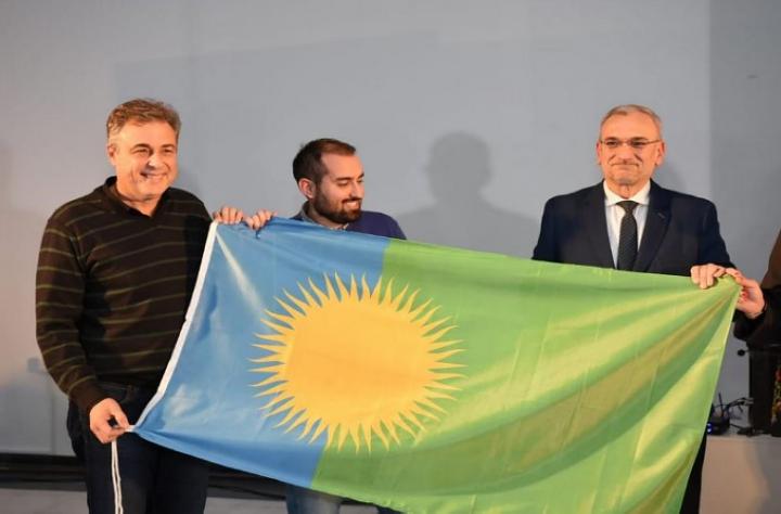 Presentaron la bandera del Departamento Castellanos