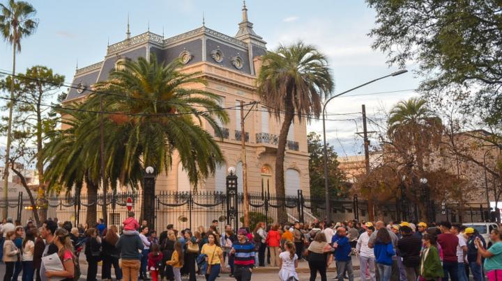 La Casa de la Cultura de Santa Fe, abierta durante todo julio