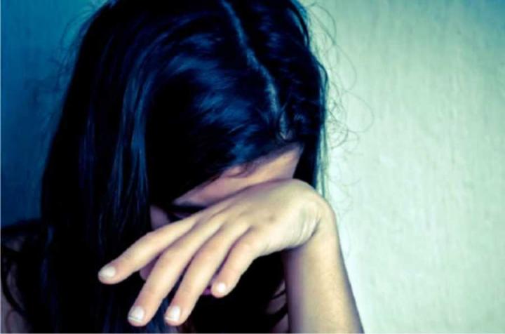 Una pareja abusó de una menor y le contagió SIDA