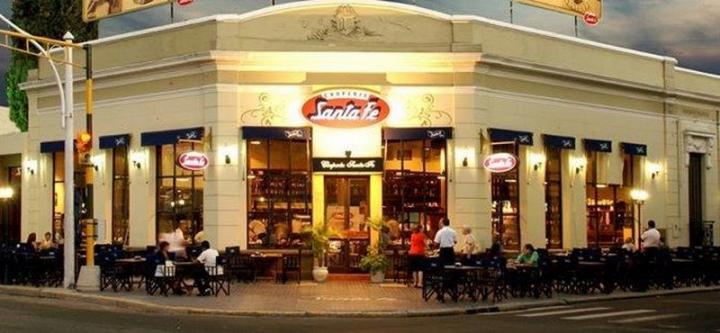 Aseguran que cierran 3 locales de Triferto en Santa Fe