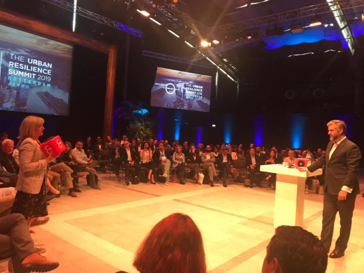 Cumbre mundial elogió el modelo de resiliencia de Santa Fe