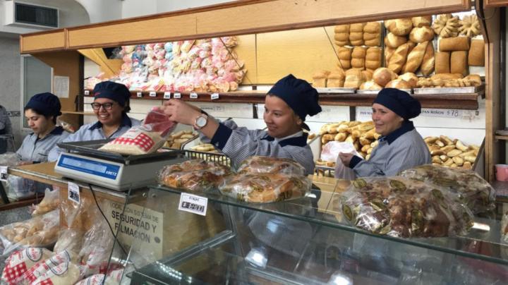 Panadería sumó jóvenes formados en Nexo Oportunidad