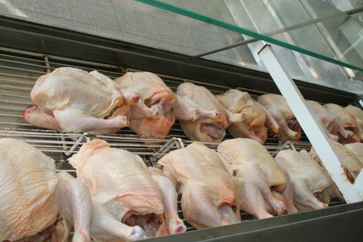 El precio del pollo aumentó un 20 %