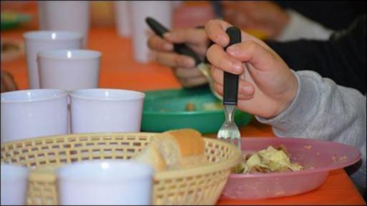 Santa Fe volvió a aumentar los servicios alimentarios escolares