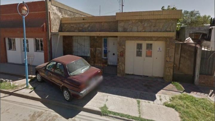 Ancianos golpeados y con sarna