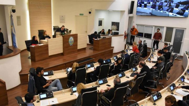 La pelea del año: dos concejales suben al ring