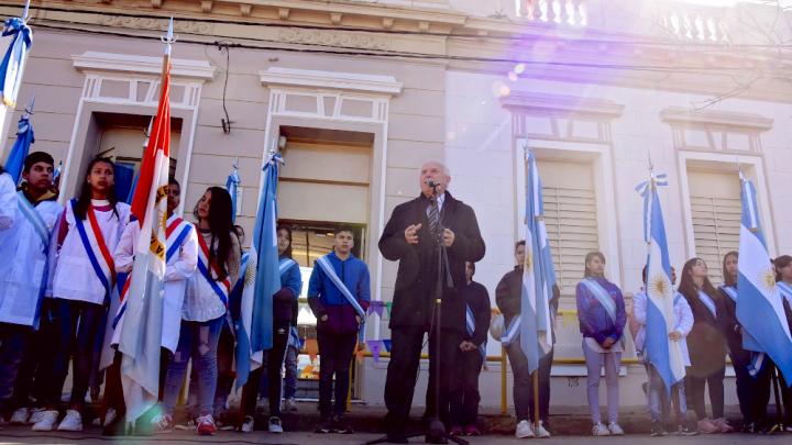 Lifschitz: “La escuela pública hace que todos se sientan iguales” 