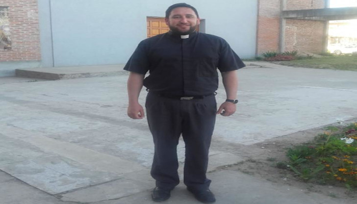 Violento asalto contra un cura en Santa Fe