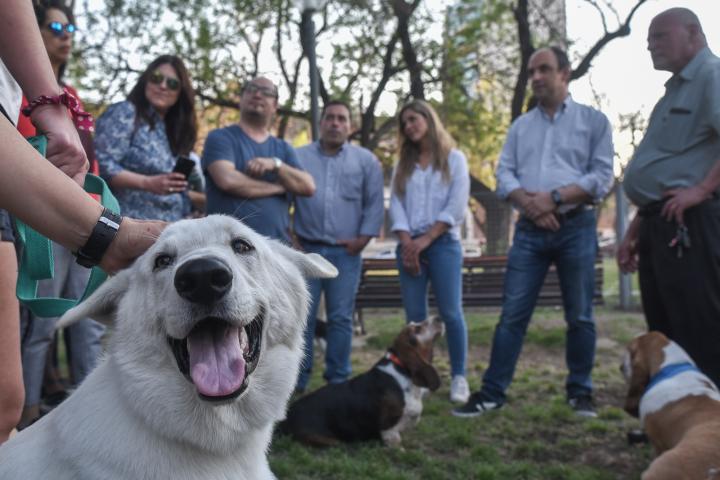 Caniles en plazas y parques de Santa Fe