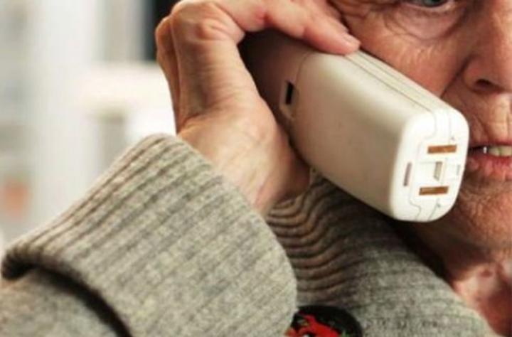 Una abuela entregó todos sus ahorros