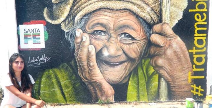 El mural que rinde homenaje a la tercera edad