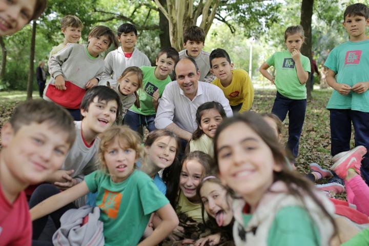 Corral recorrió el Jardín Botánico de Santa Fe