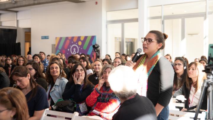 Santa Fe otorga becas a mujeres científicas