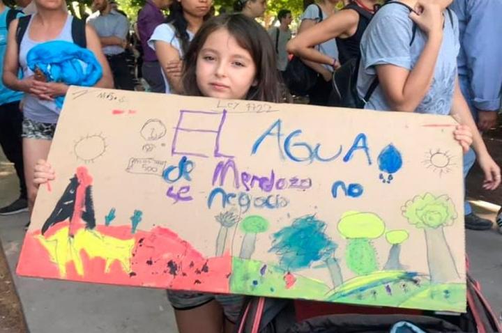 Mendoza derogó la Ley de Minería