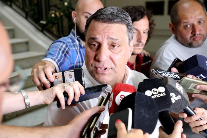 Ricciardino: “Este es el cronograma posible sin tomar deuda” 