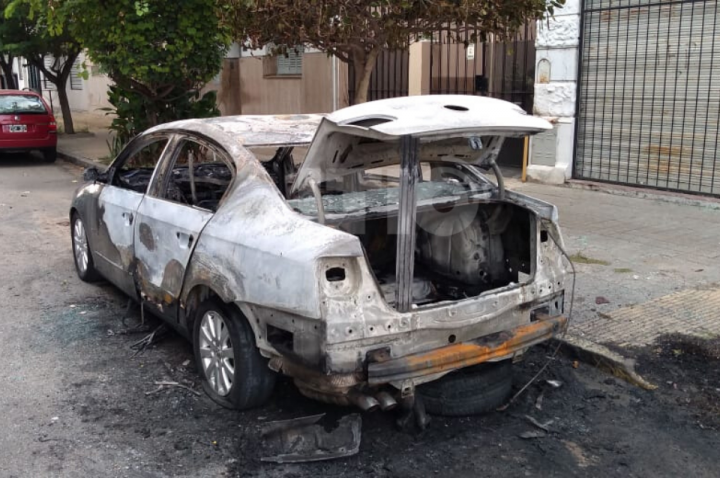 “Quemacoches” a full en Santa Fe 