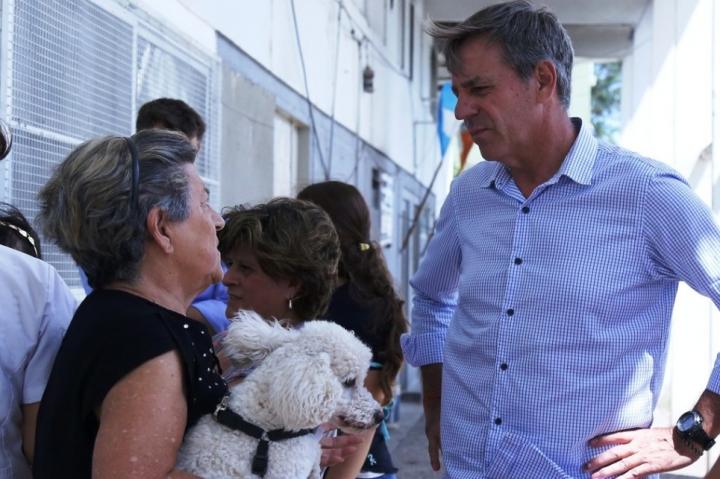 Campaña de vacunación antirrábica llega a los barrios